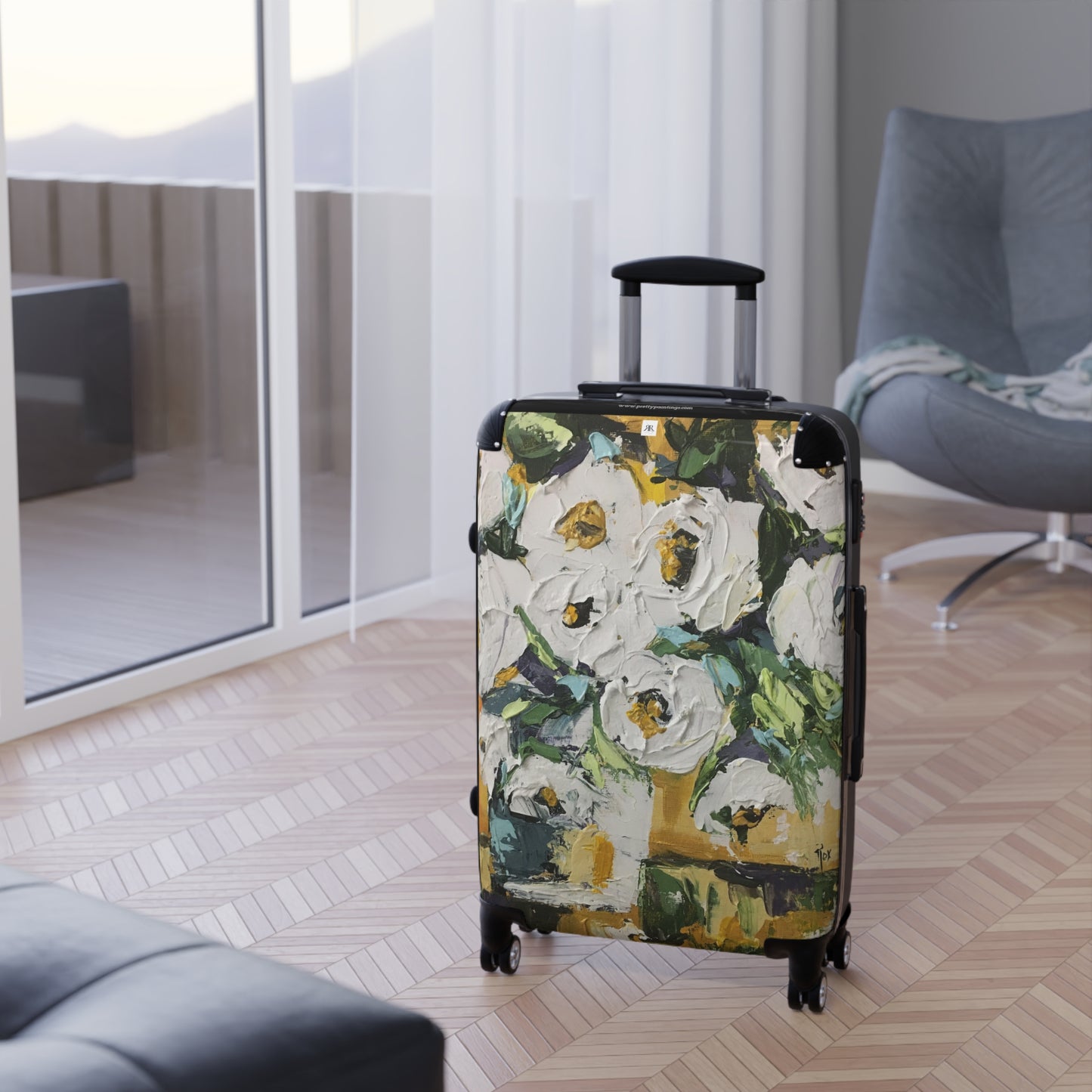 "Shabby Roses in Gold" Carry on Suitcase