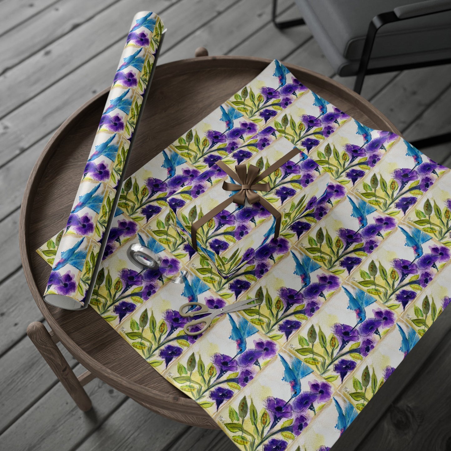 Papiers cadeaux Colibri dans des fleurs en tube violet (3 tailles)