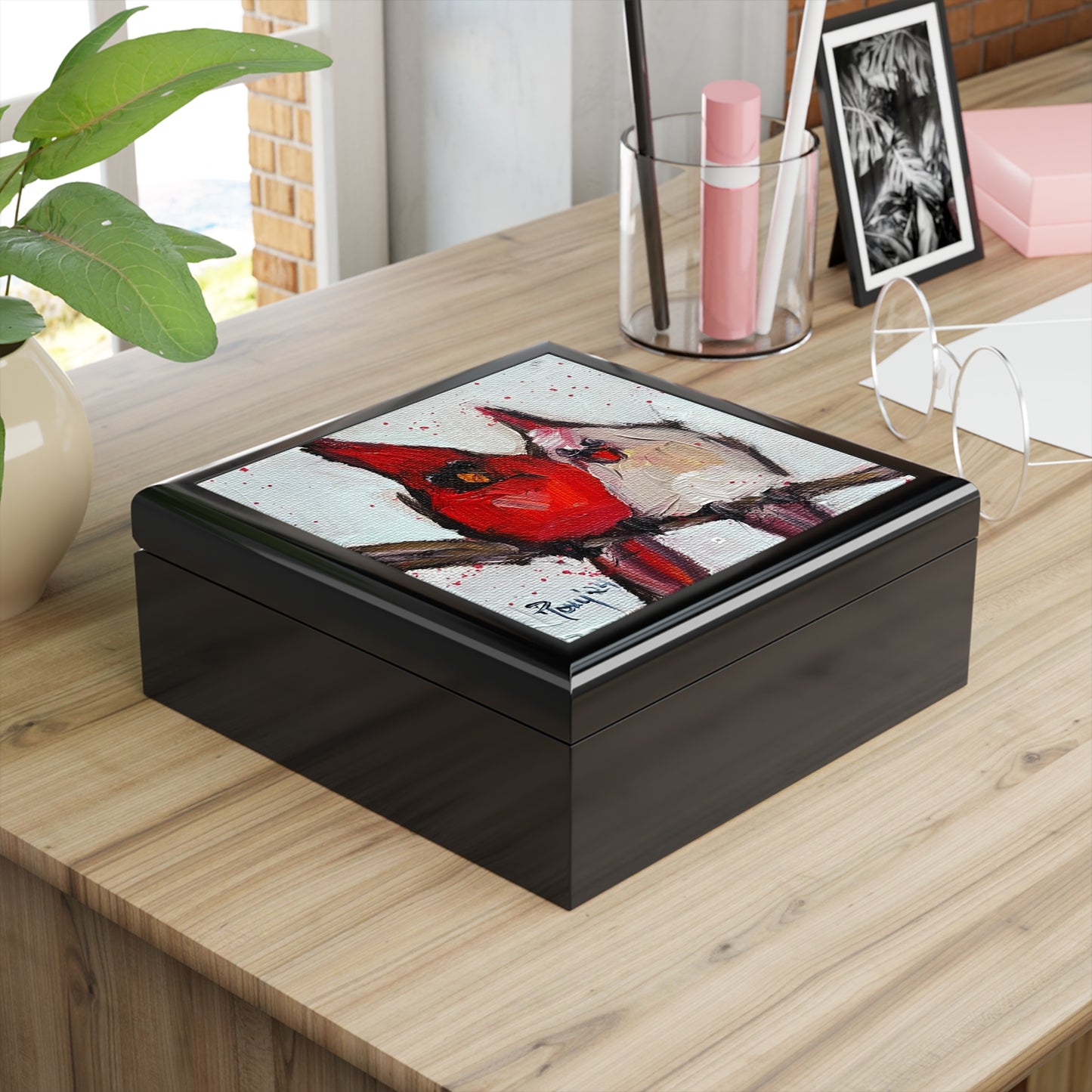 Jewelry Box-Strolling-Cute Couple Cardinals