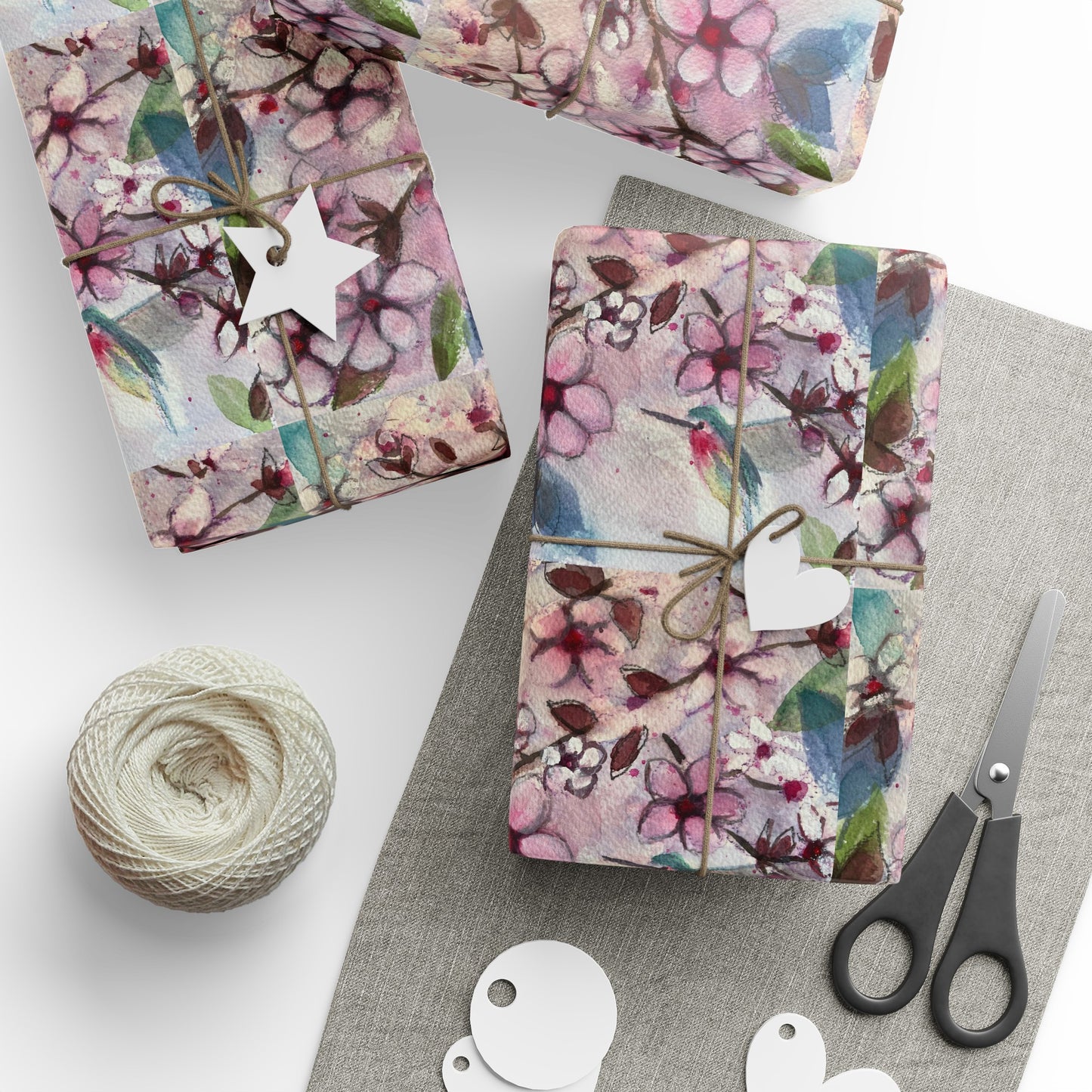 Papiers cadeaux Colibri en fleurs de cerisier (3 tailles)