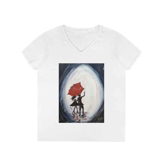 Couple romantique à Paris "Marcher sous la pluie" T-shirt col V pour femme