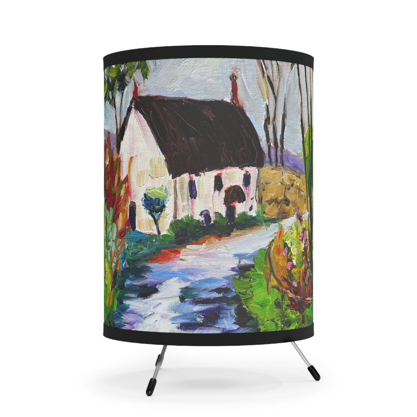 Country Cottage Cotswolds Tripod Lamp