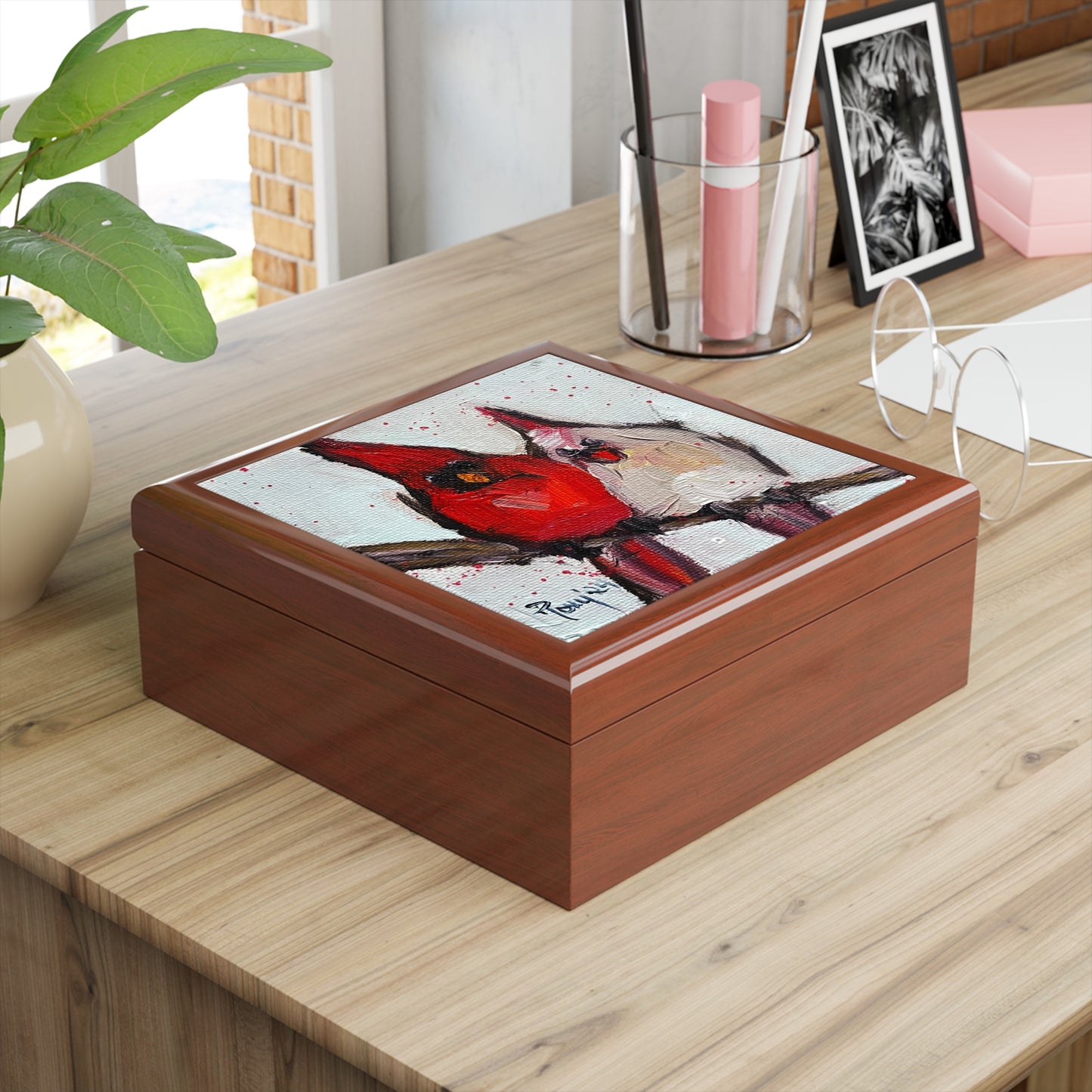 Jewelry Box-Strolling-Cute Couple Cardinals