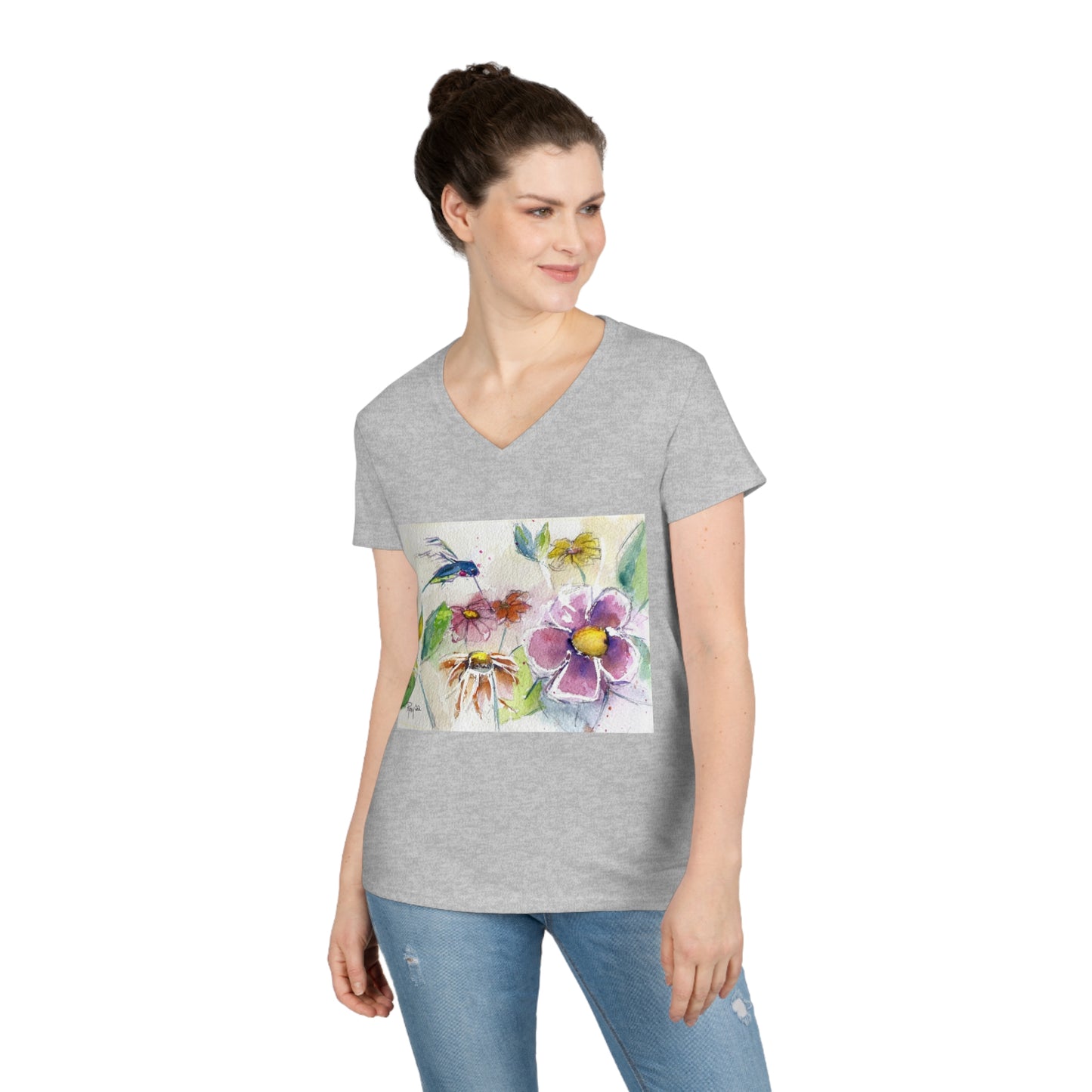 Camiseta con cuello en V para mujer Colibrí en el jardín de flores