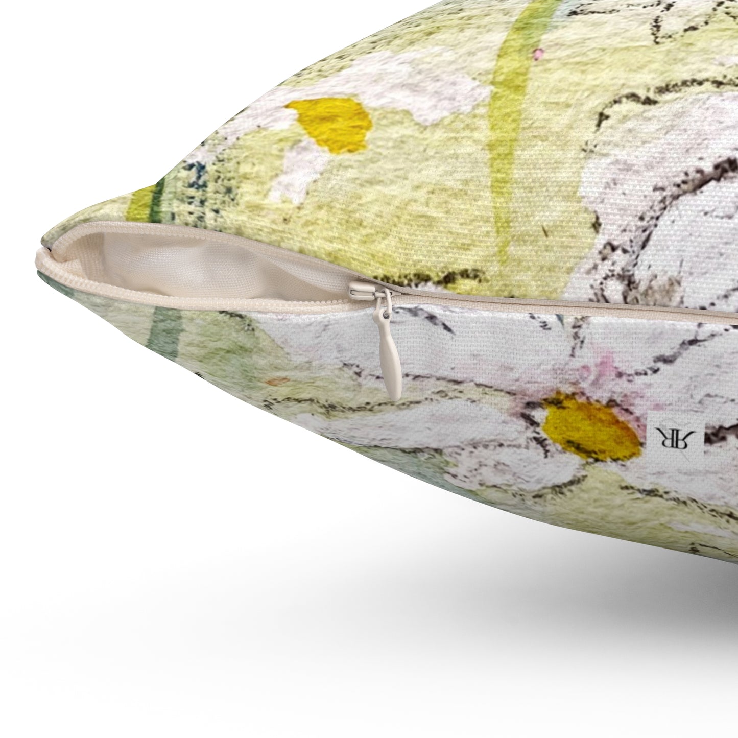 Indoor Spun Polyester Square Pillow-Daisies