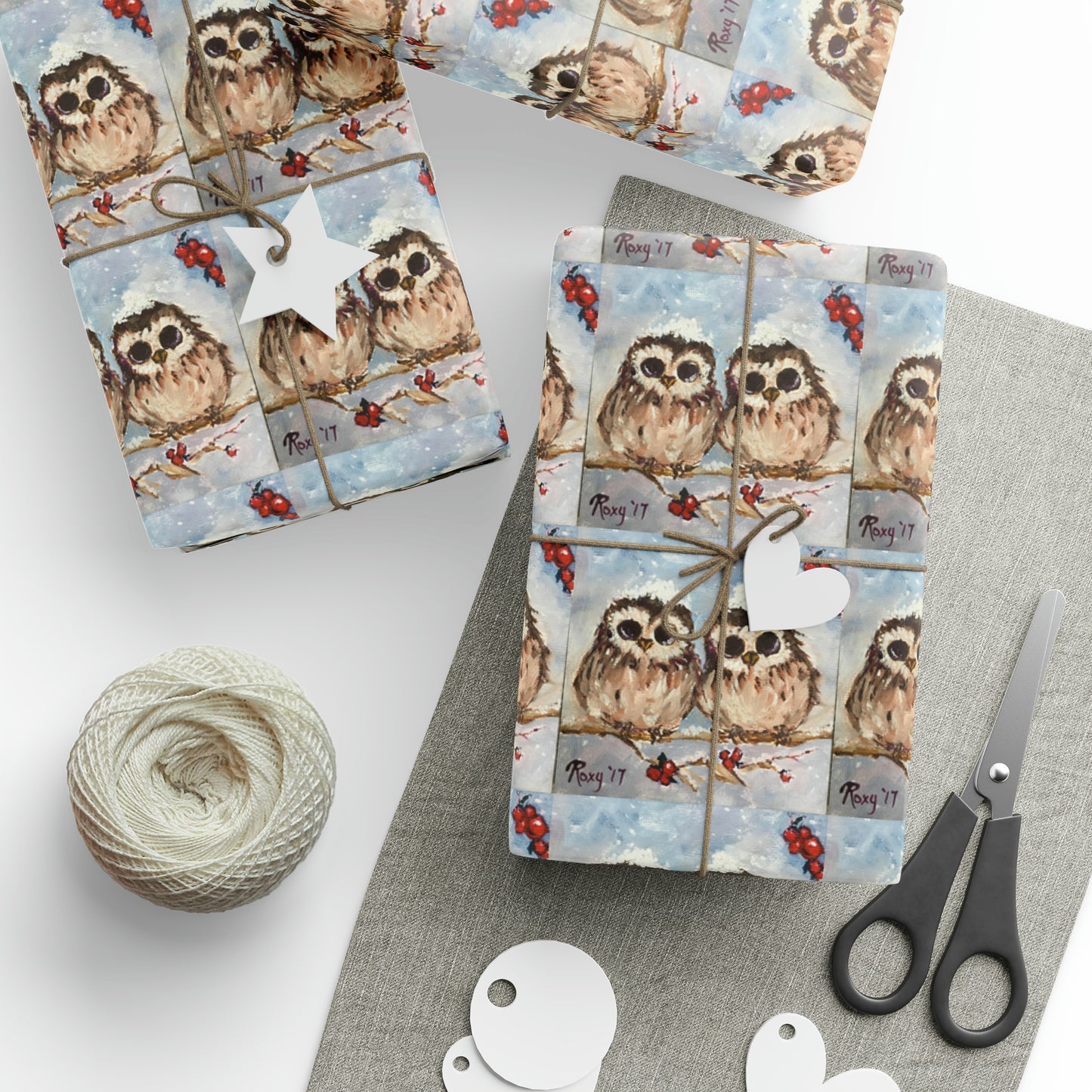 Adorable Baby Owls with Snow on their Heads (3 Sizes) Wrapping Papers