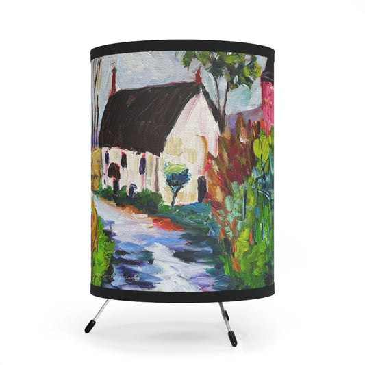Country Cottage Cotswolds Tripod Lamp