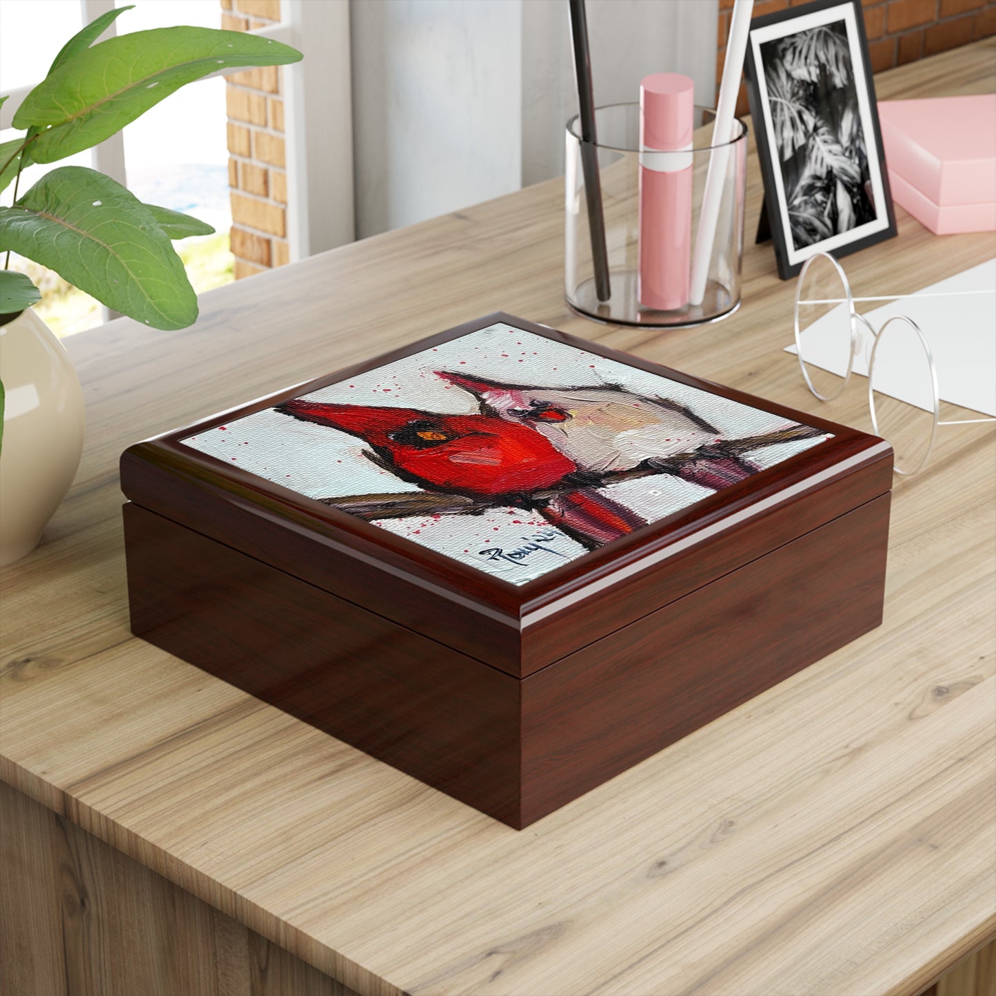 Jewelry Box-Strolling-Cute Couple Cardinals