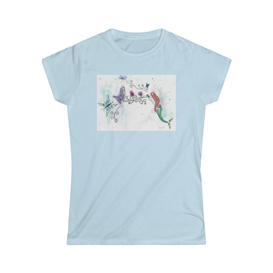 Mermaid Butterfly Kisses Camiseta semiajustada estilo suave para mujer