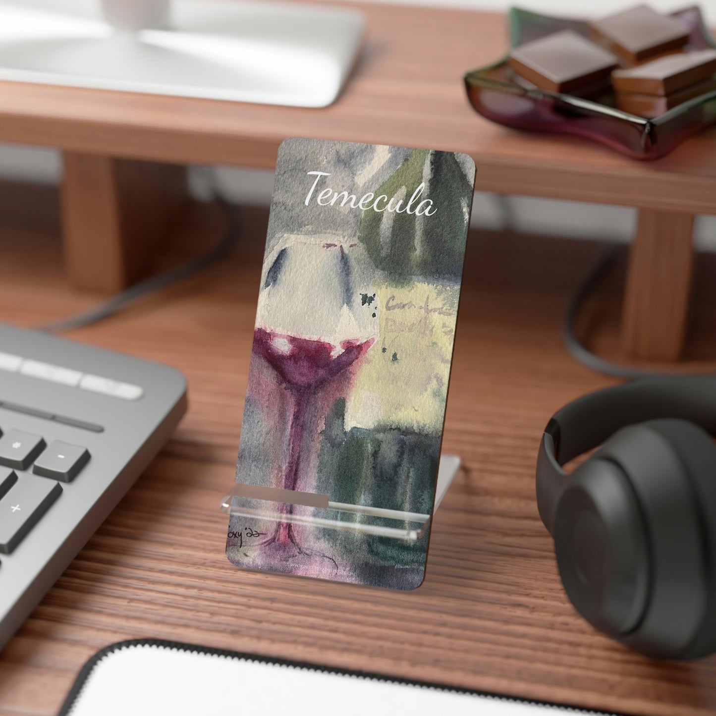 Temecula Phone Stand with Wine Bottle and Glass