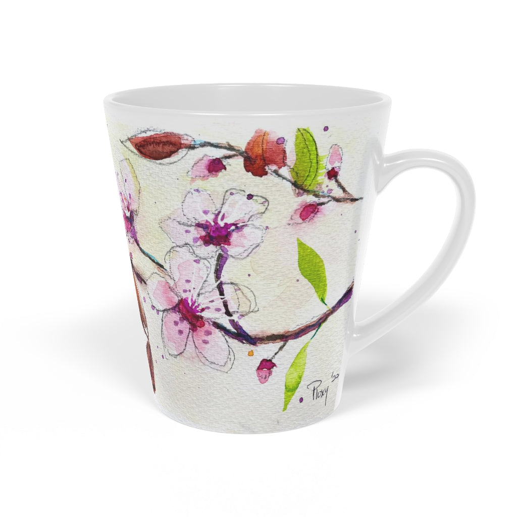 Taza para café con leche con flores de cerezo y hojas oscuras, 12 oz