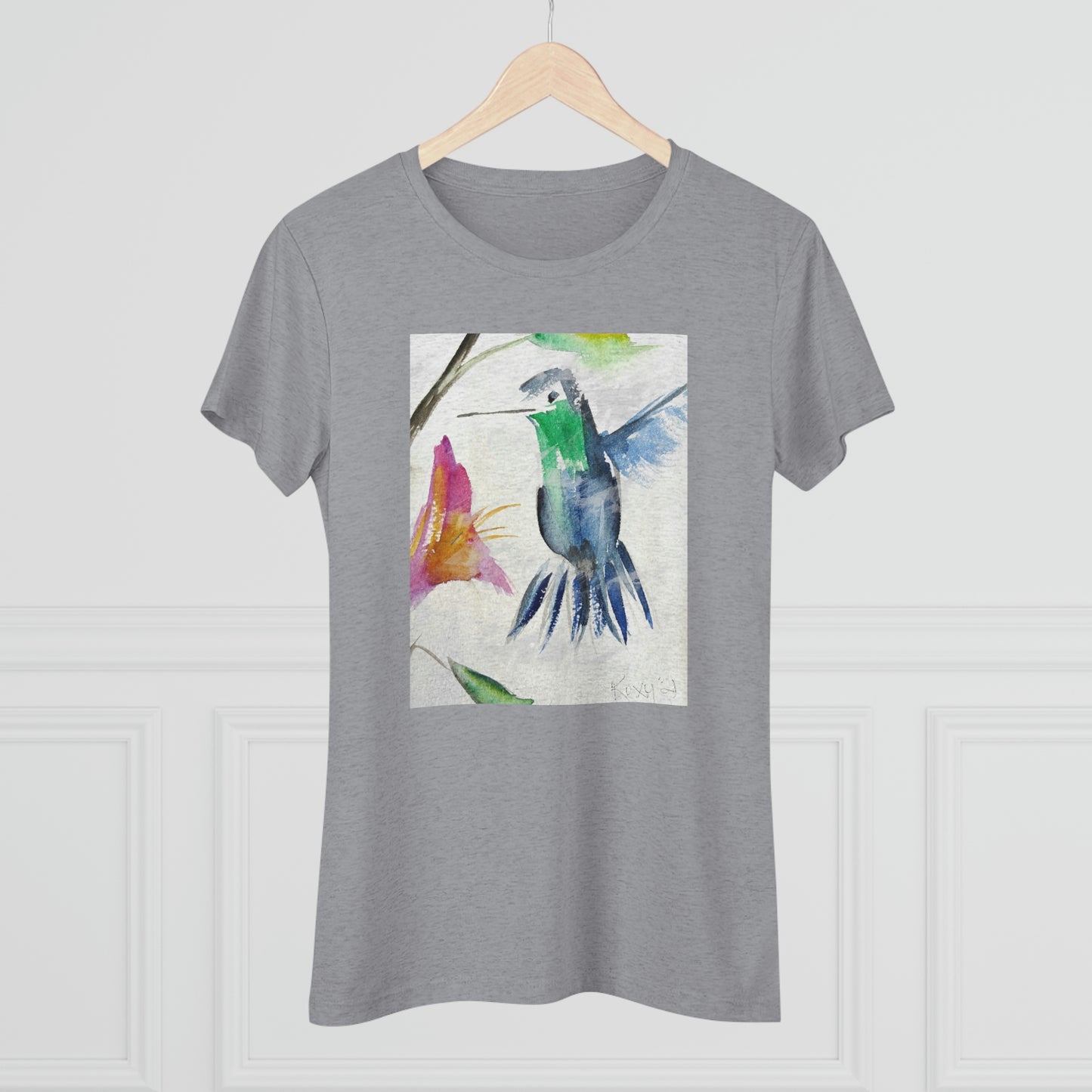 Floaty Hummingbird (image sur le devant) Tee-shirt Triblend Tee ajusté pour femmes